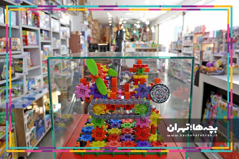 کتابفروشی آفرینش شهرک غرب